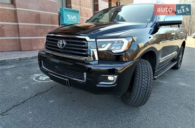 Внедорожник / Кроссовер Toyota Sequoia 2018 в Одессе