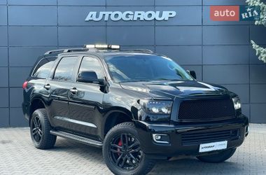 Позашляховик / Кросовер Toyota Sequoia 2011 в Одесі