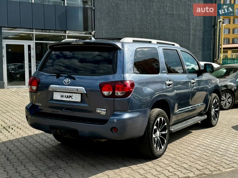 Внедорожник / Кроссовер Toyota Sequoia 2017 в Одессе фото 5 Внедорожник / Кроссовер Toyota Sequoia 2017 в Одессе