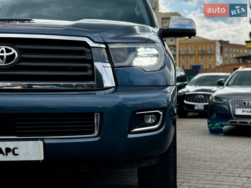 Внедорожник / Кроссовер Toyota Sequoia 2017 в Одессе фото 11 Внедорожник / Кроссовер Toyota Sequoia 2017 в Одессе