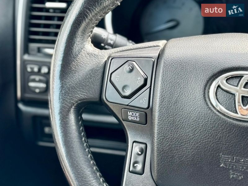 Внедорожник / Кроссовер Toyota Sequoia 2017 в Одессе фото 30 Внедорожник / Кроссовер Toyota Sequoia 2017 в Одессе