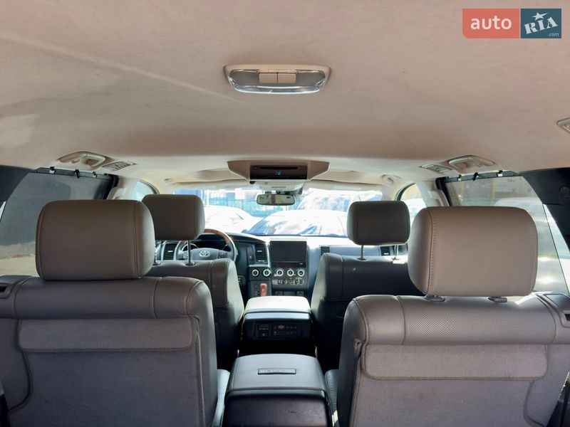 Внедорожник / Кроссовер Toyota Sequoia 2017 в Одессе фото 55 Внедорожник / Кроссовер Toyota Sequoia 2017 в Одессе