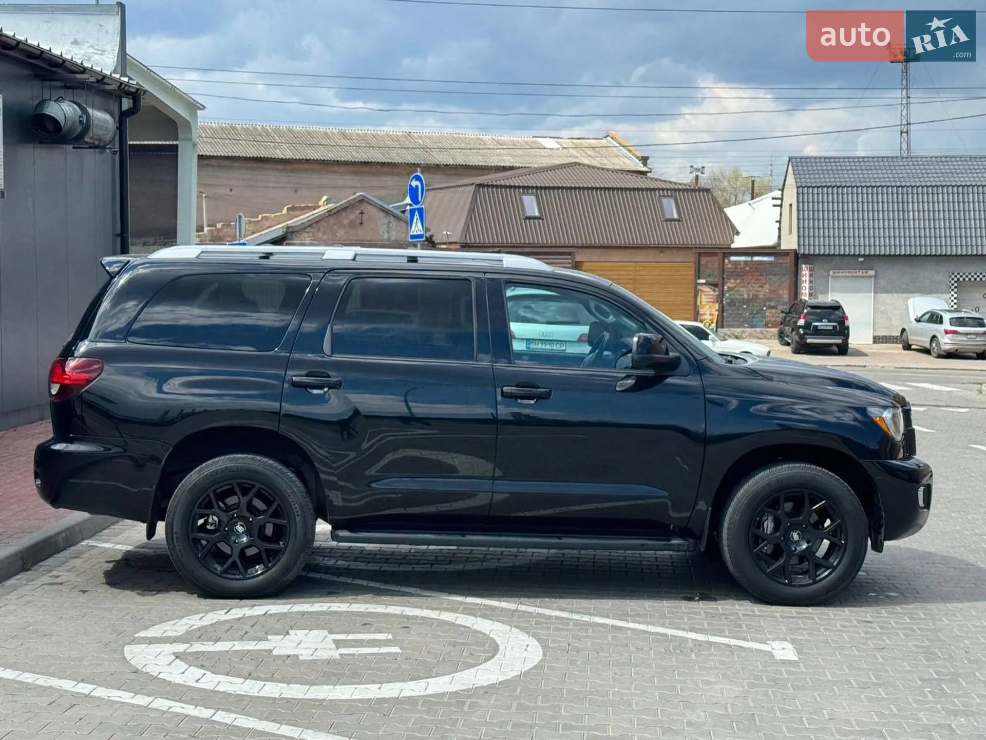 2018 Toyota Sequoia - мініатюра 10