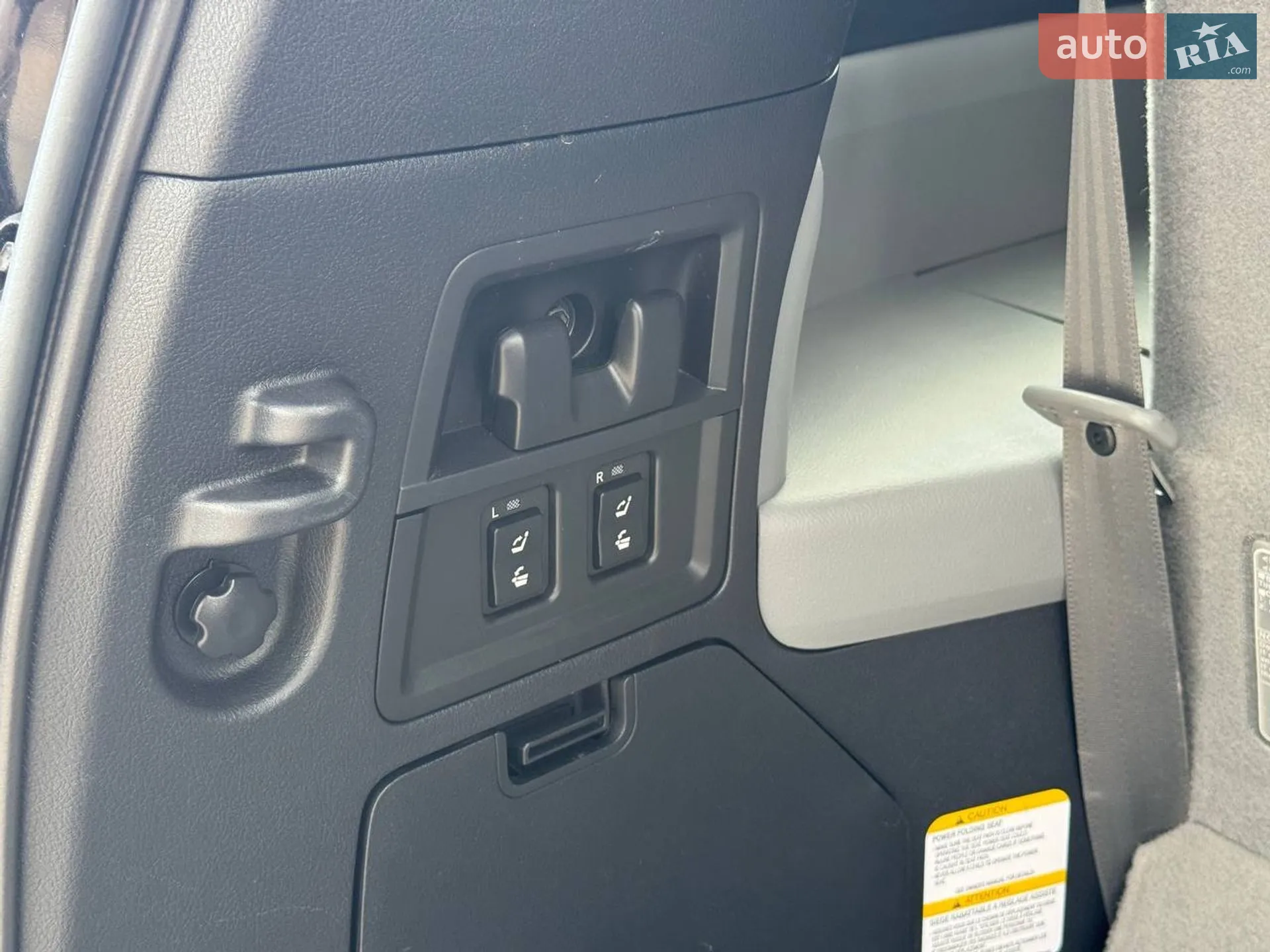 2018 Toyota Sequoia - мініатюра 47