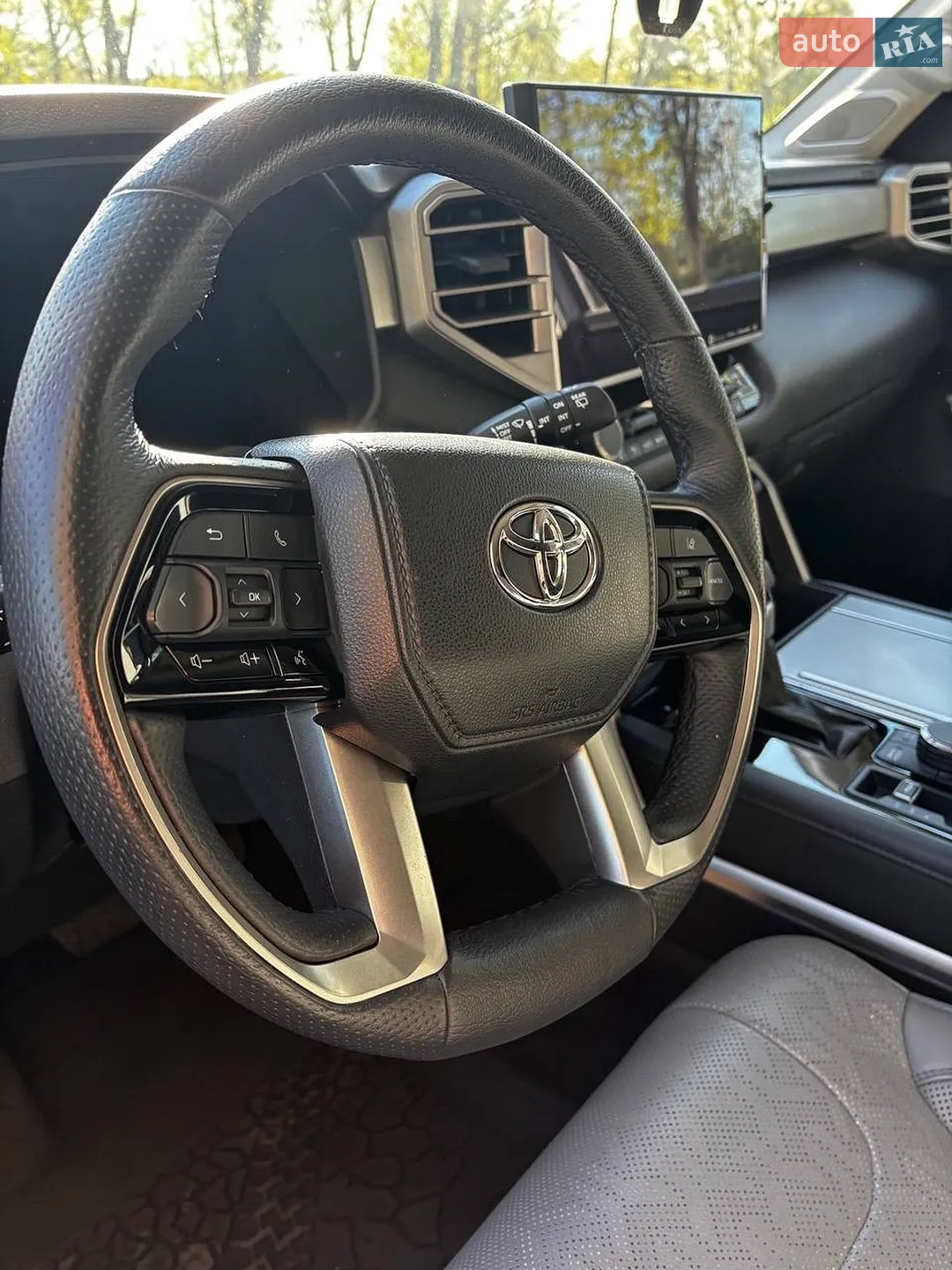 2023 Toyota Sequoia - мініатюра 11