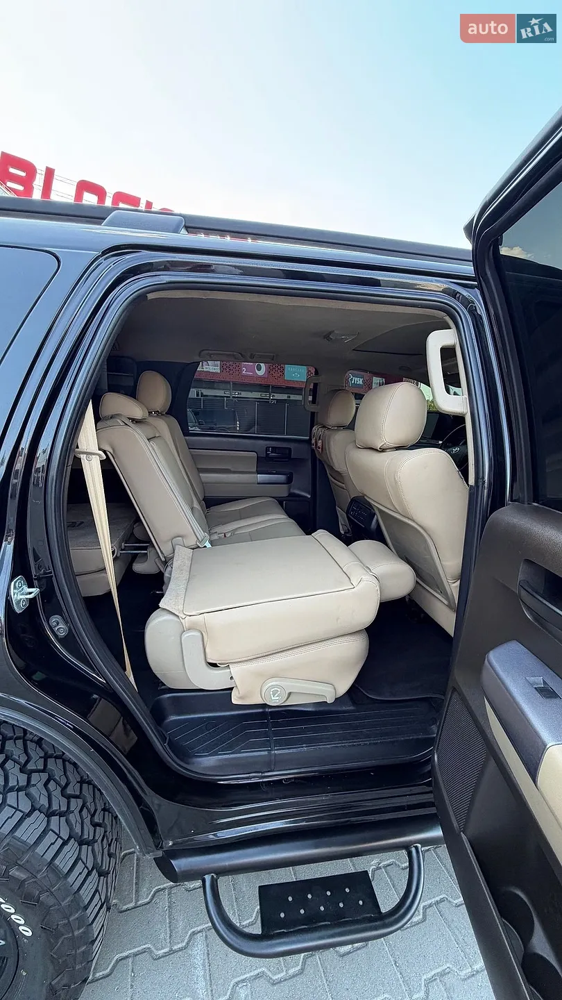 2013 Toyota Sequoia - мініатюра 28