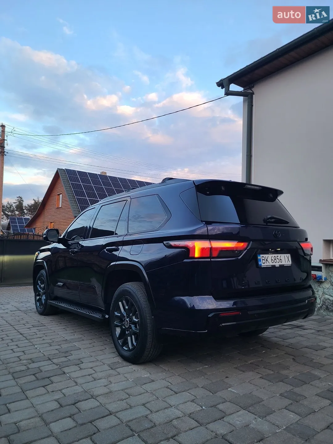 2023 Toyota Sequoia - мініатюра 10
