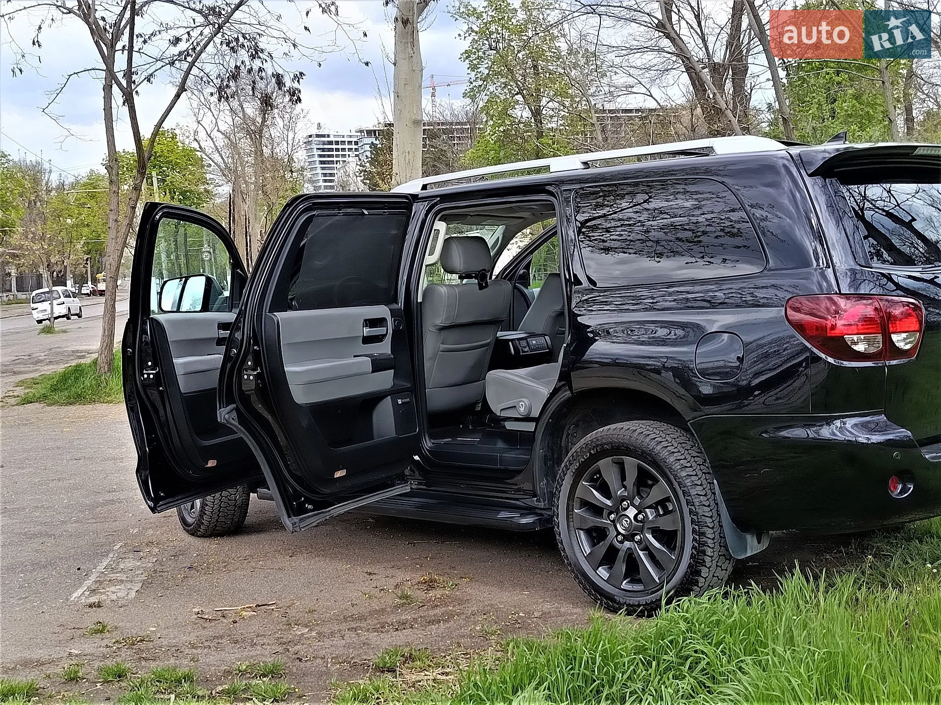 2018 Toyota Sequoia - мініатюра 25