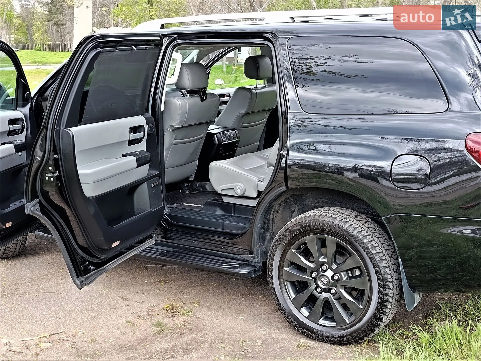 2018 Toyota Sequoia - мініатюра 26