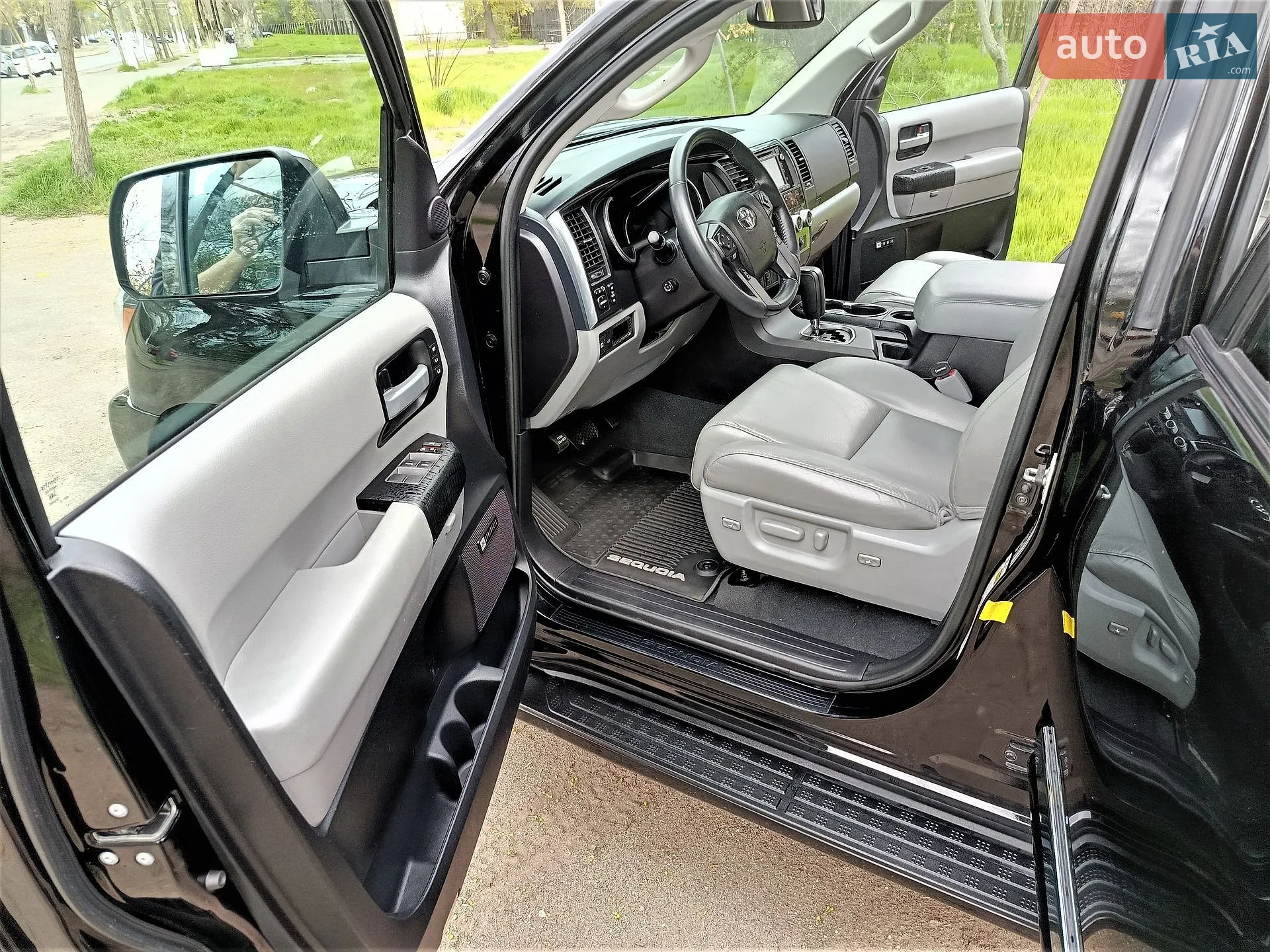 2018 Toyota Sequoia - мініатюра 31