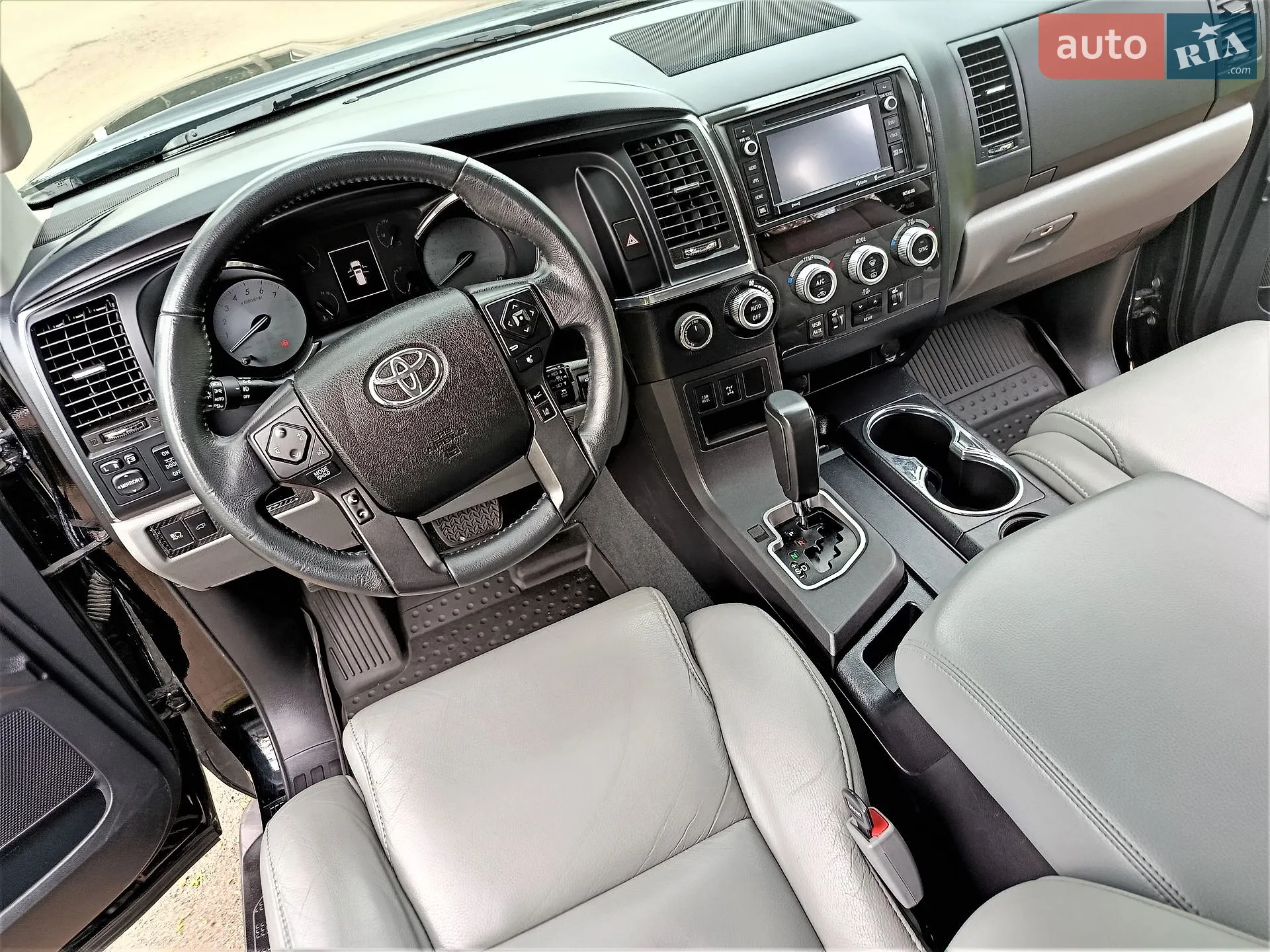 2018 Toyota Sequoia - мініатюра 36