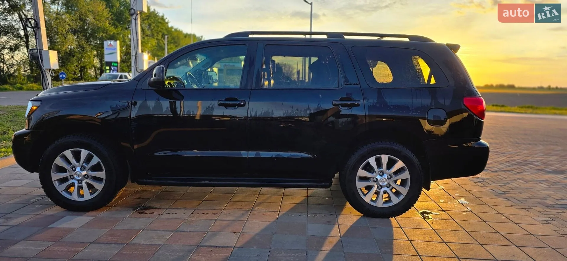 2013 Toyota Sequoia - мініатюра 9