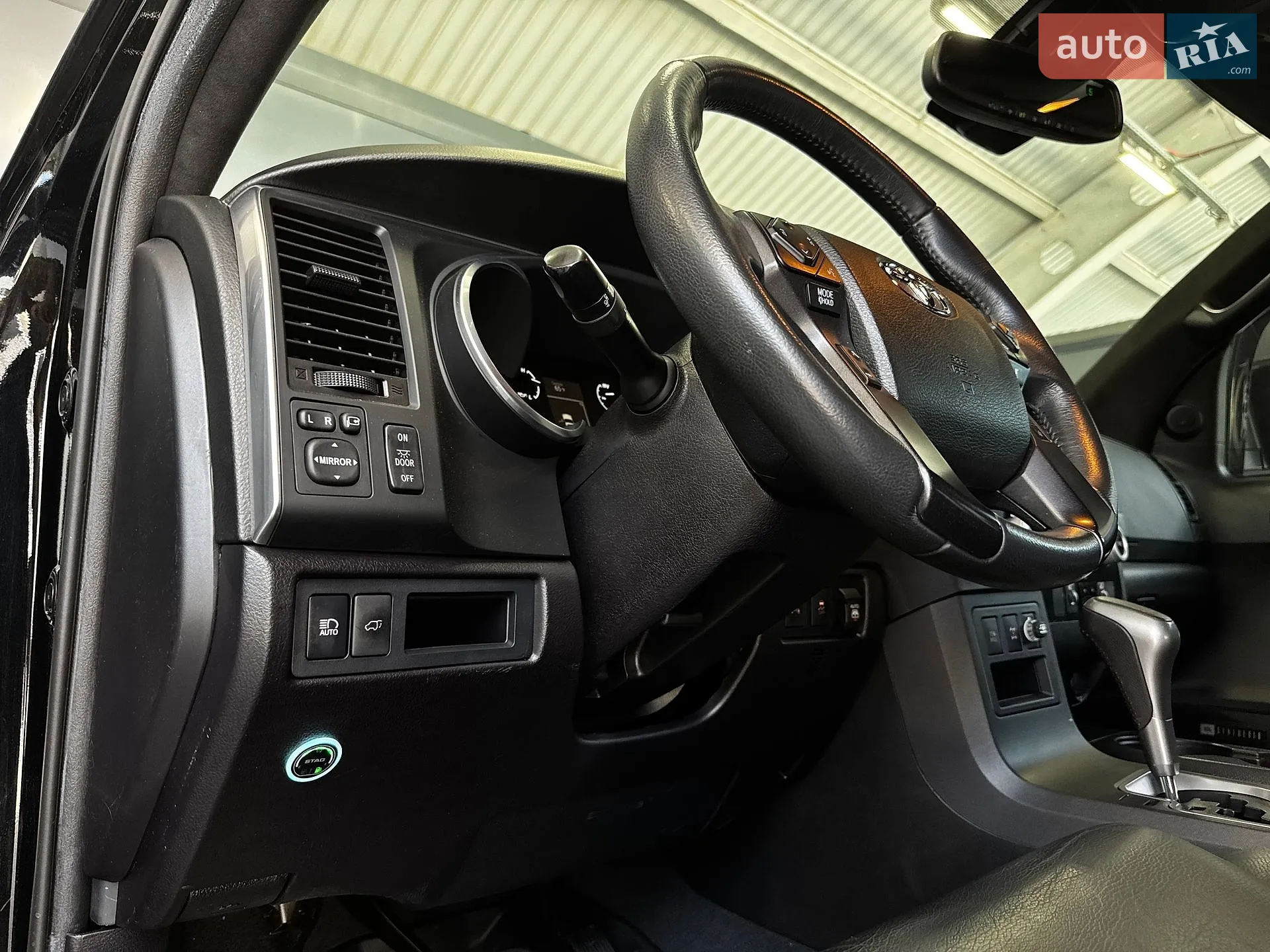 2021 Toyota Sequoia - мініатюра 19