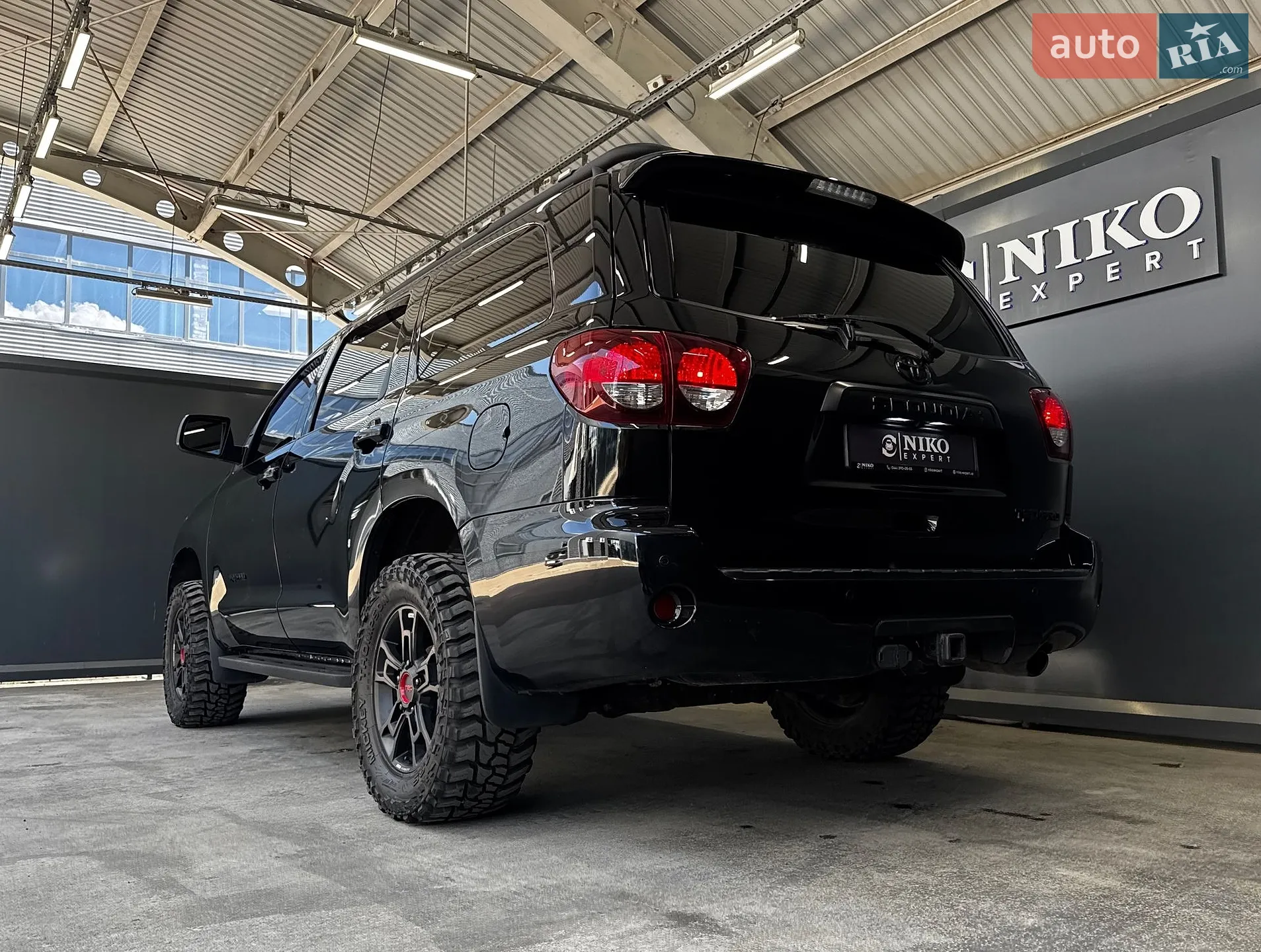 2021 Toyota Sequoia - мініатюра 9