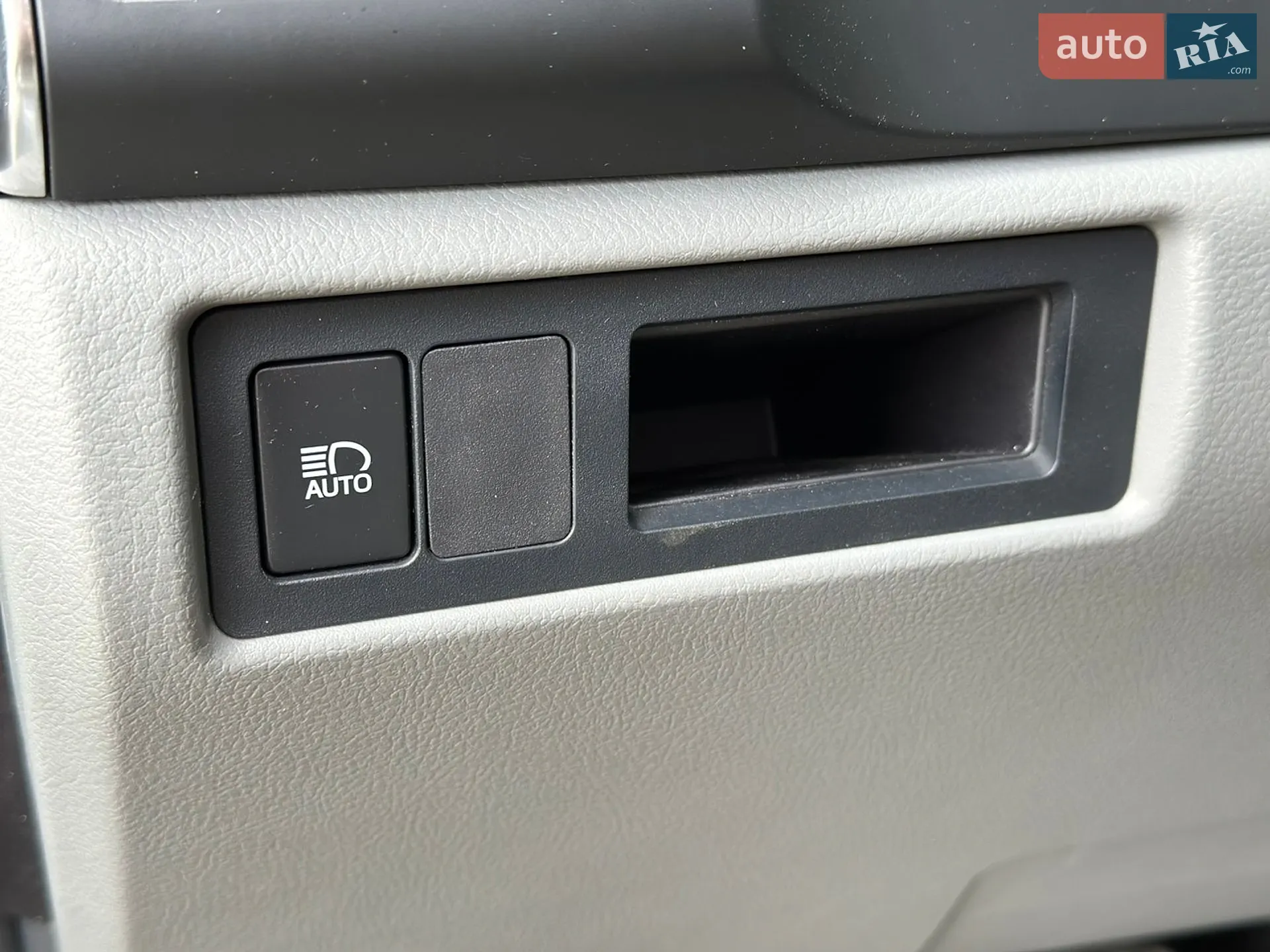 2017 Toyota Sequoia - мініатюра 39