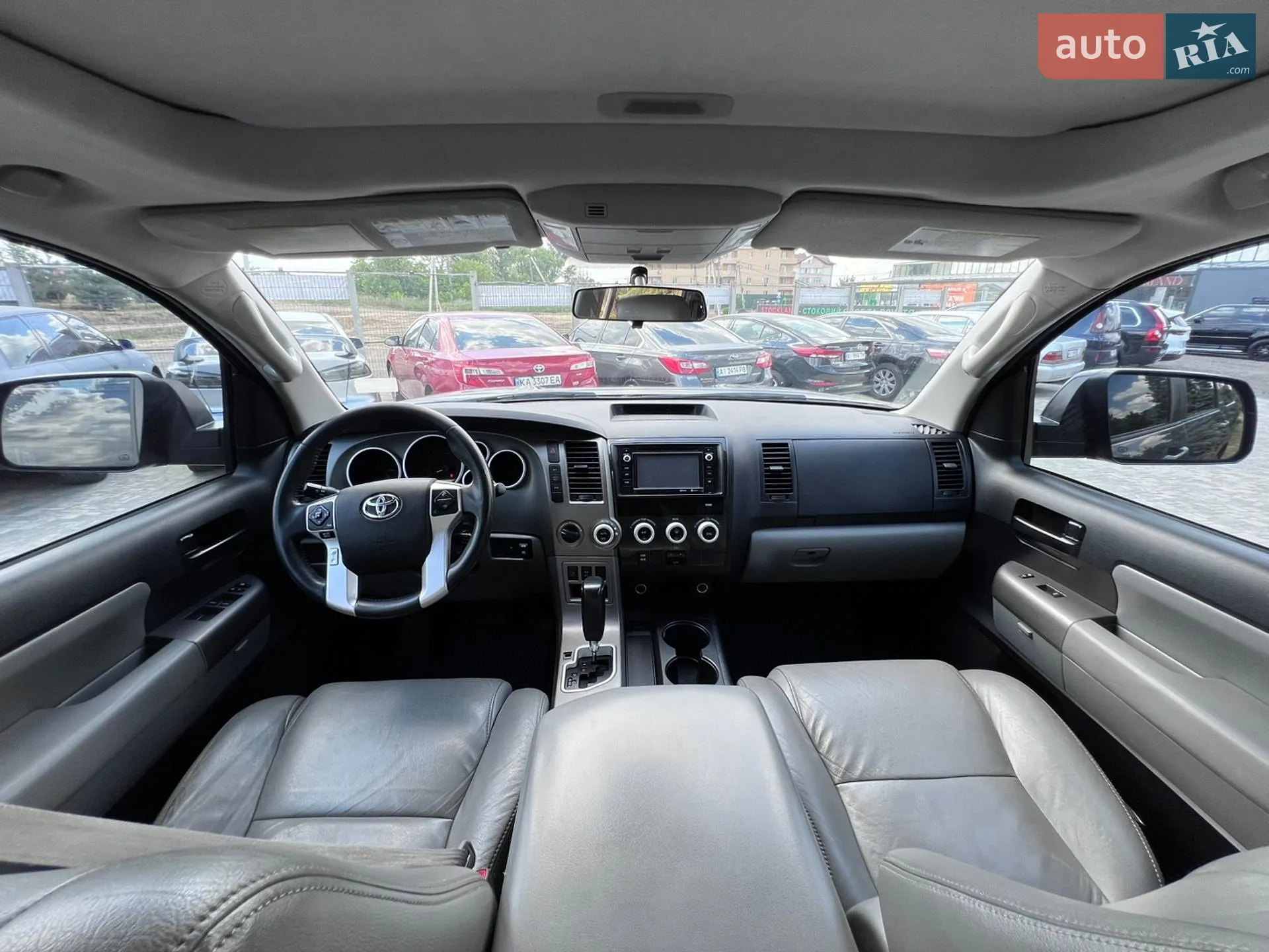 2014 Toyota Sequoia - мініатюра 8