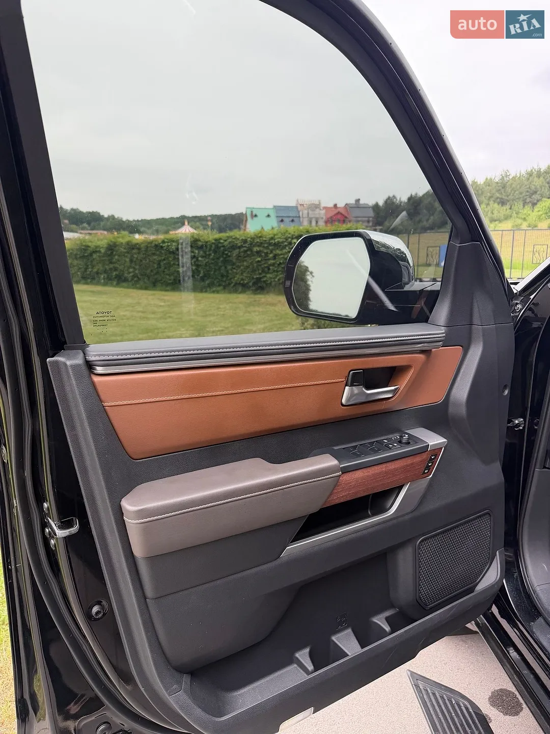 2025 Toyota Sequoia - мініатюра 27
