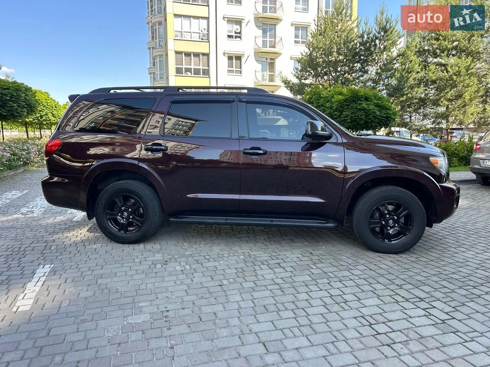 2012 Toyota Sequoia - мініатюра 16