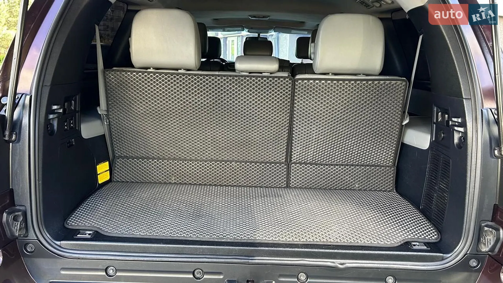 2012 Toyota Sequoia - мініатюра 30