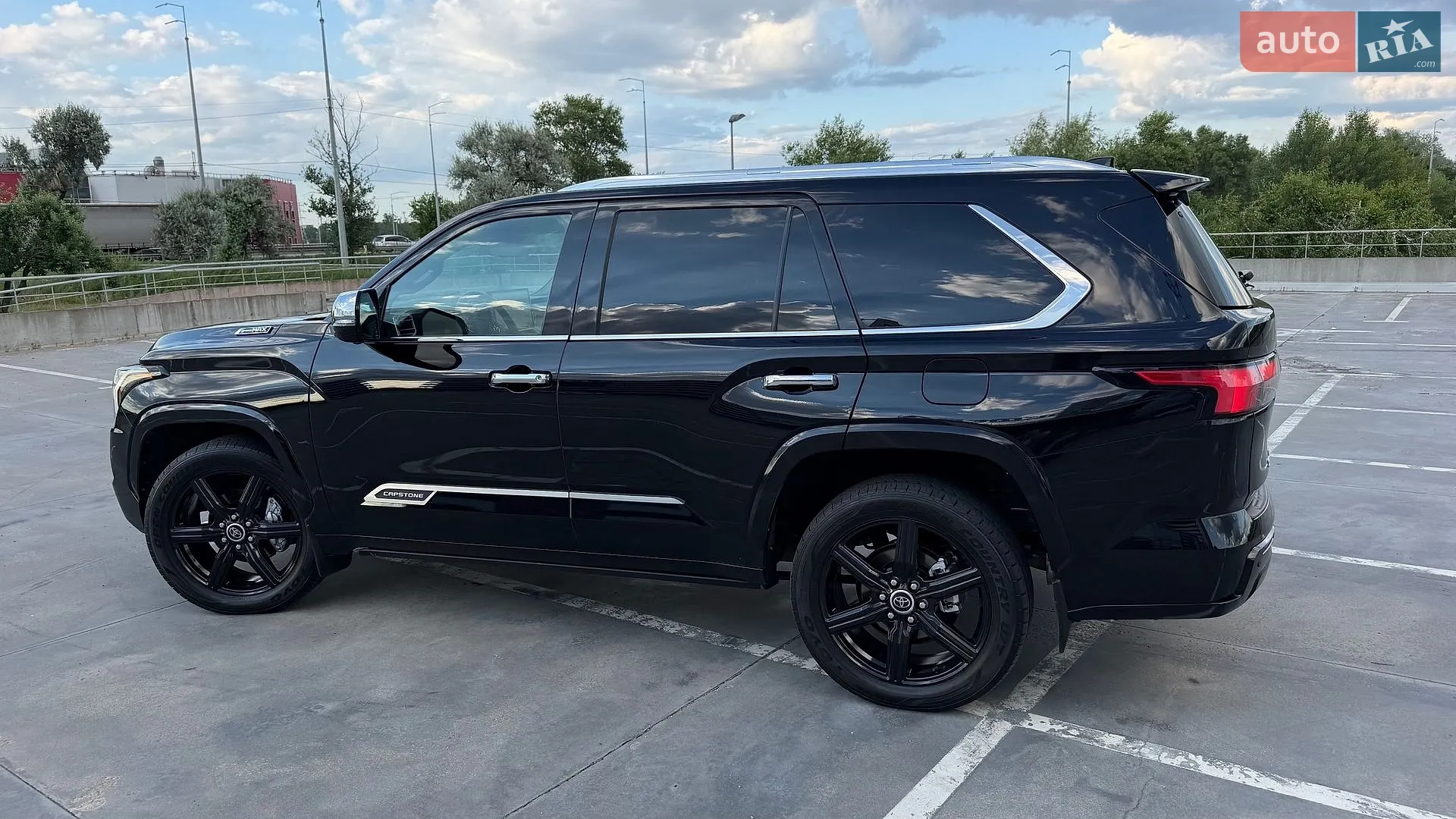2023 Toyota Sequoia - мініатюра 6