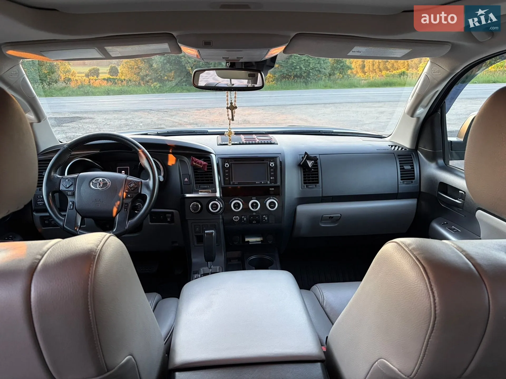 2019 Toyota Sequoia - мініатюра 37