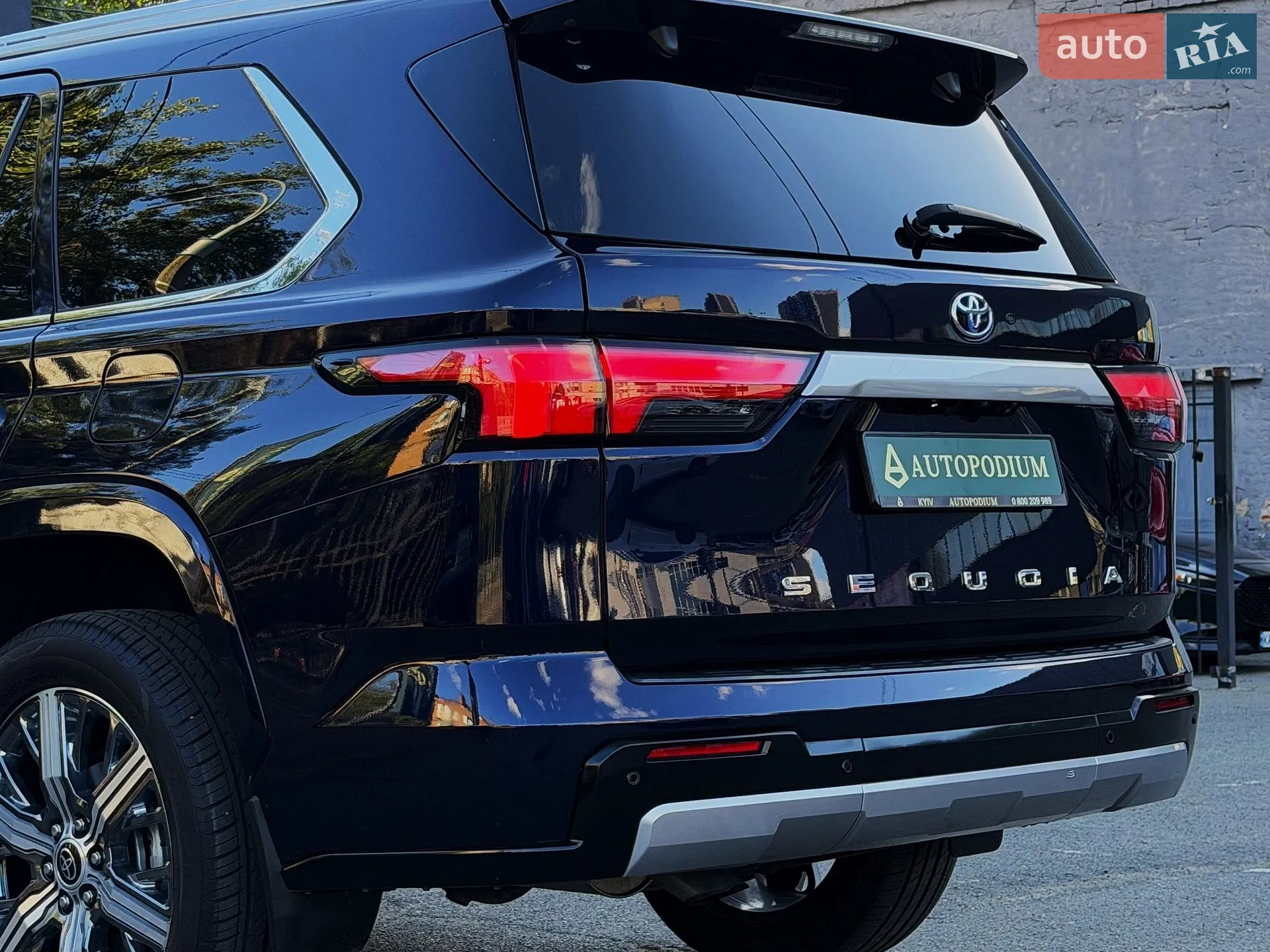 2023 Toyota Sequoia - мініатюра 28