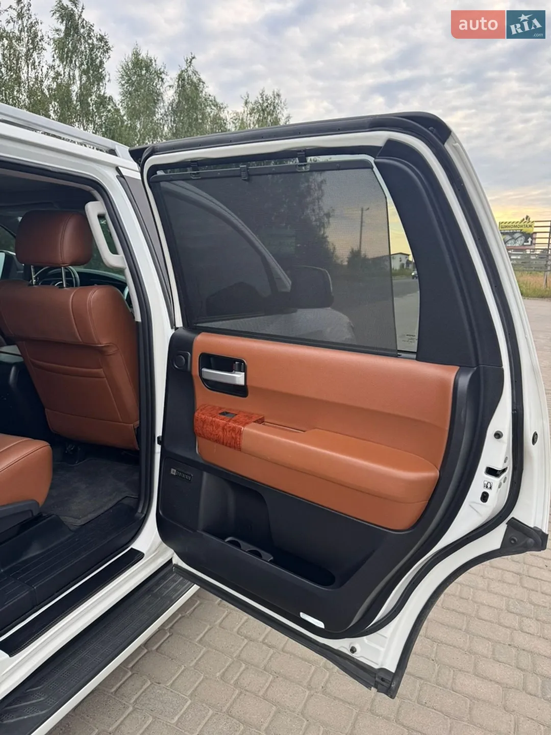 2018 Toyota Sequoia - мініатюра 18
