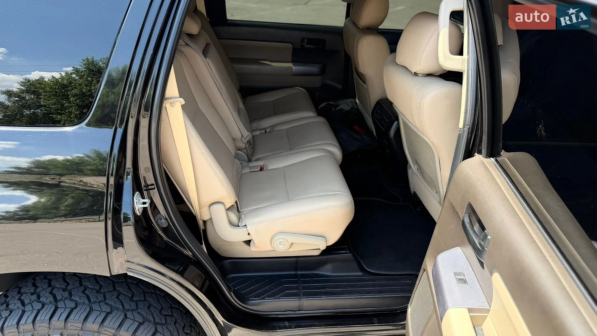 2013 Toyota Sequoia - мініатюра 15