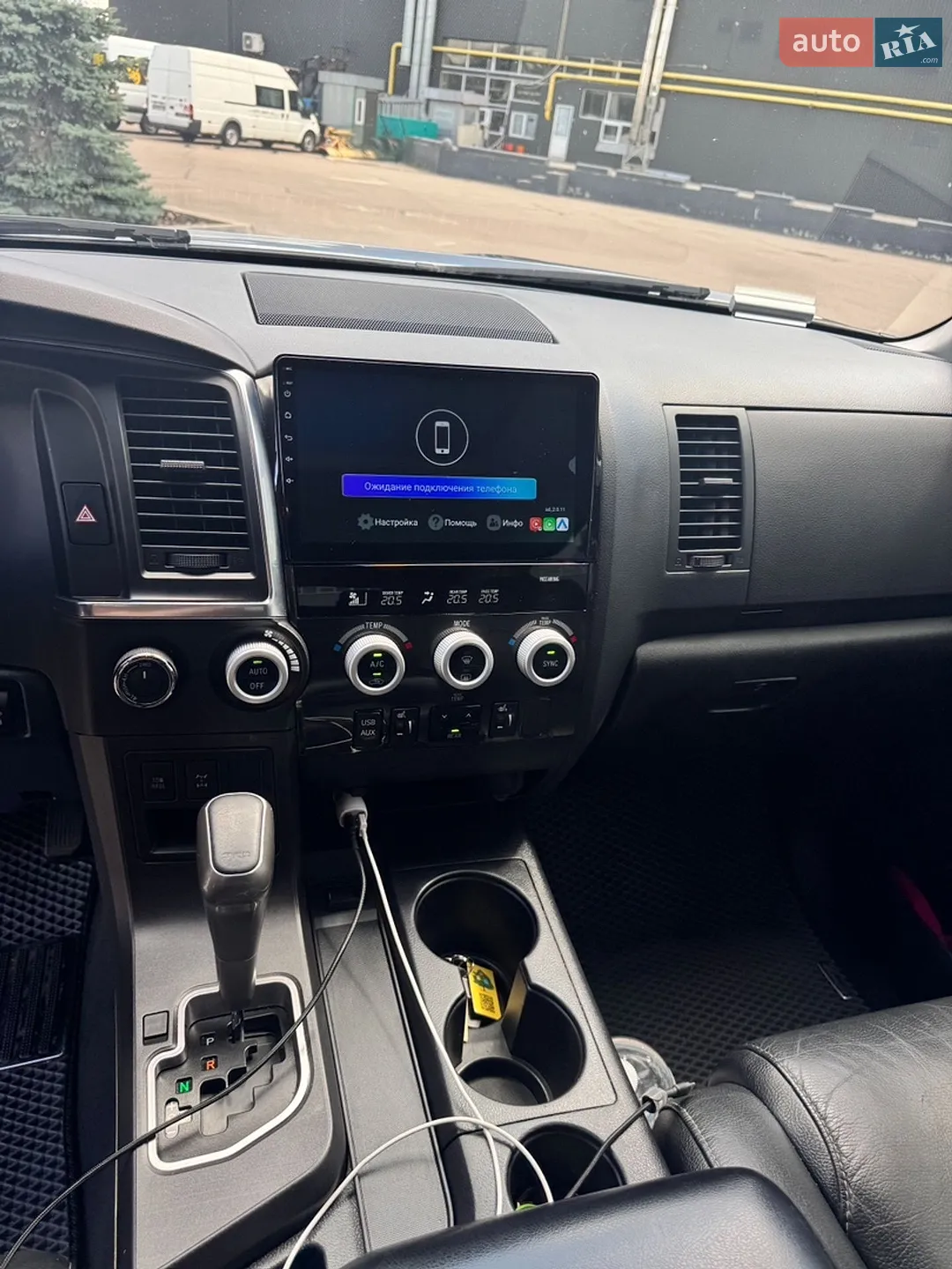 2019 Toyota Sequoia - мініатюра 22