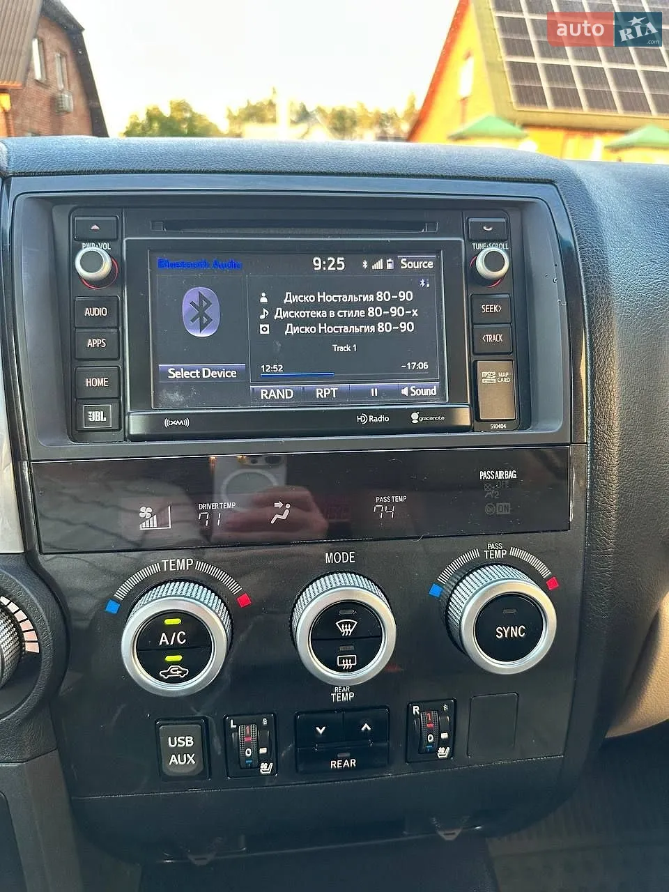 2019 Toyota Sequoia - мініатюра 27