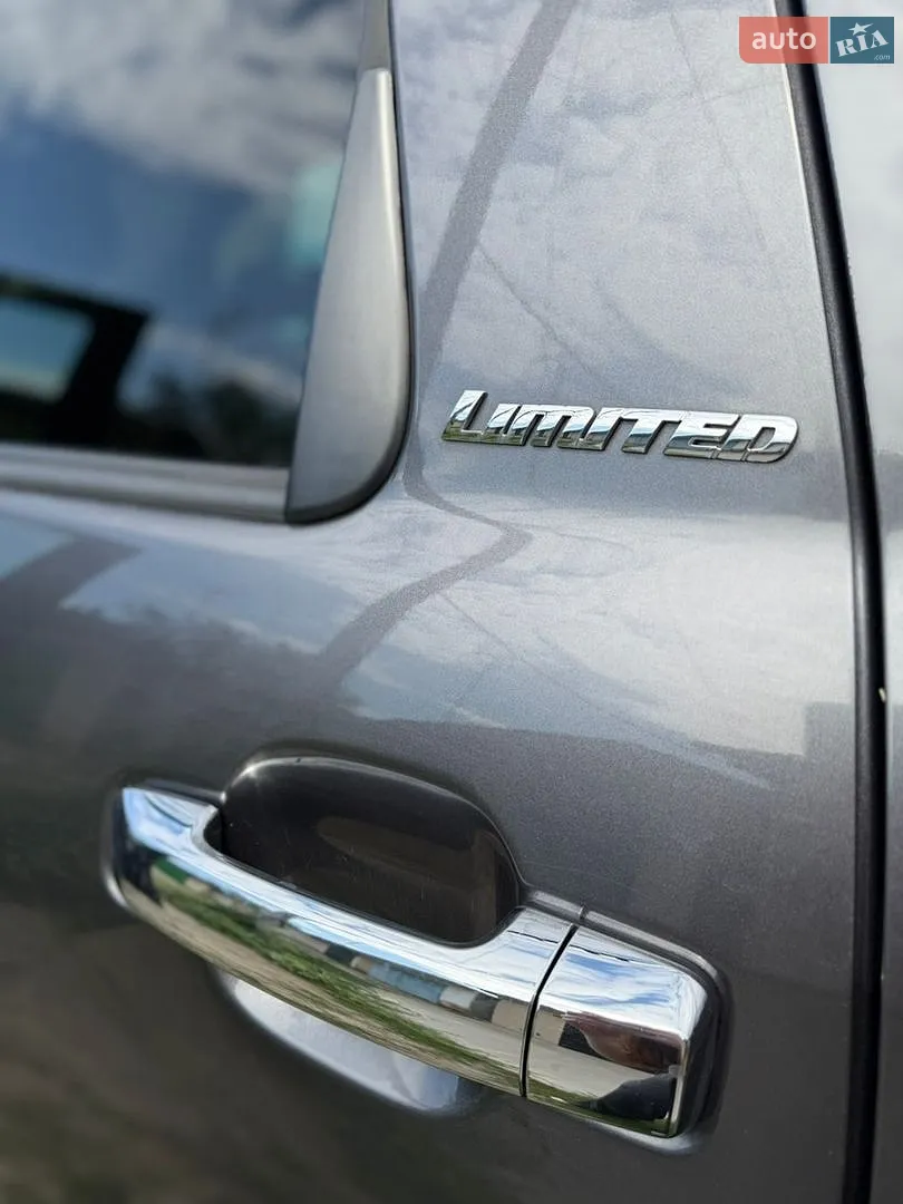 2016 Toyota Sequoia - мініатюра 13