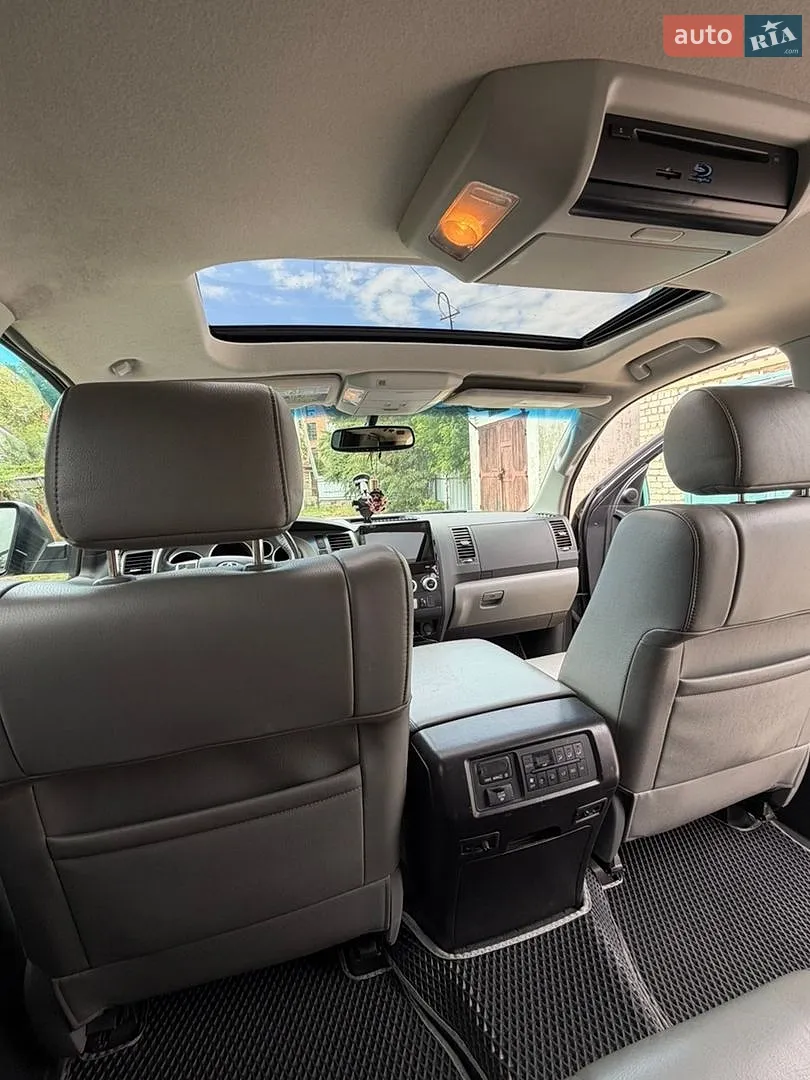 2016 Toyota Sequoia - мініатюра 27