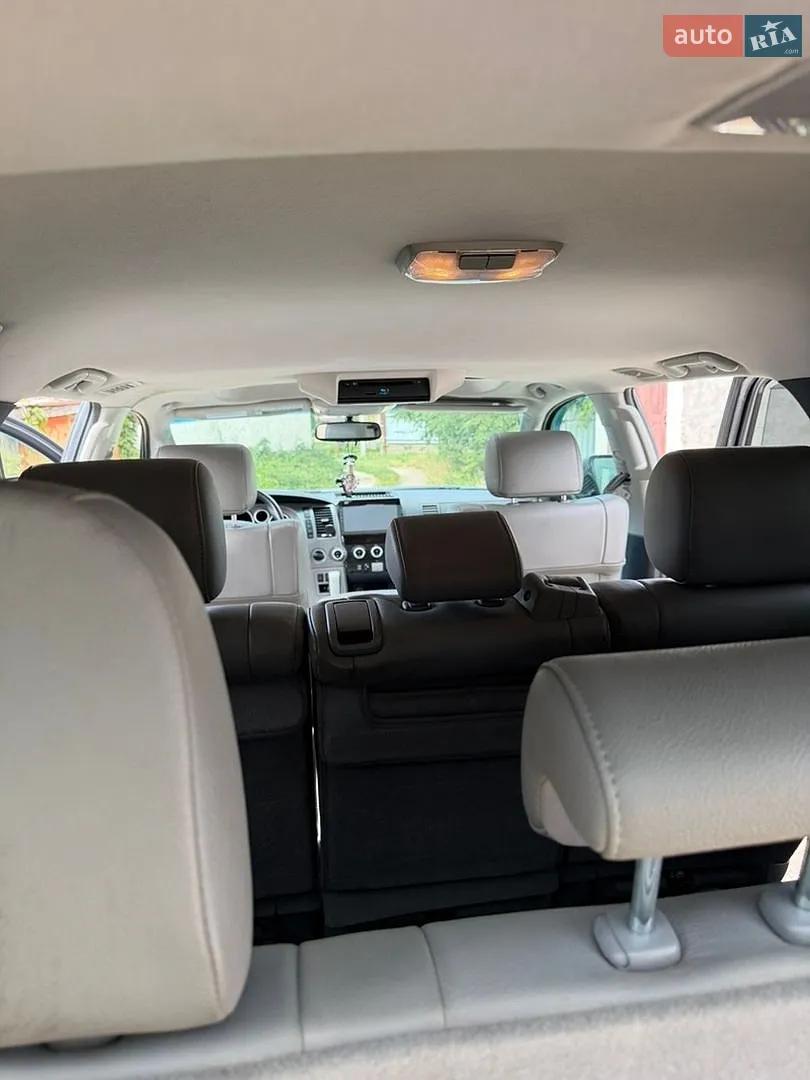 2016 Toyota Sequoia - мініатюра 28
