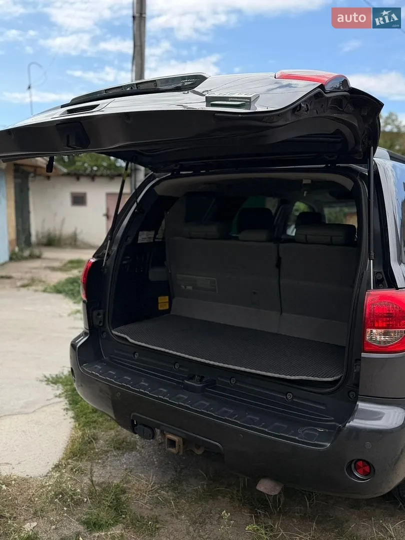 2016 Toyota Sequoia - мініатюра 10