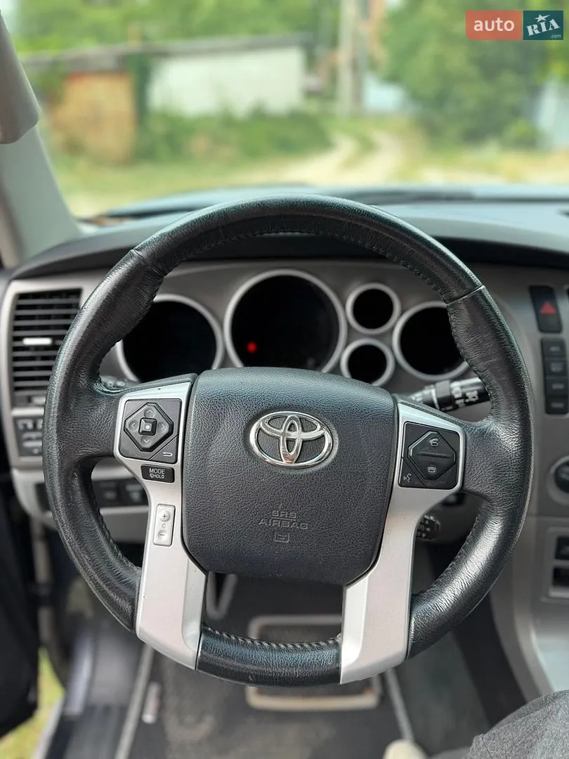 2016 Toyota Sequoia - мініатюра 29