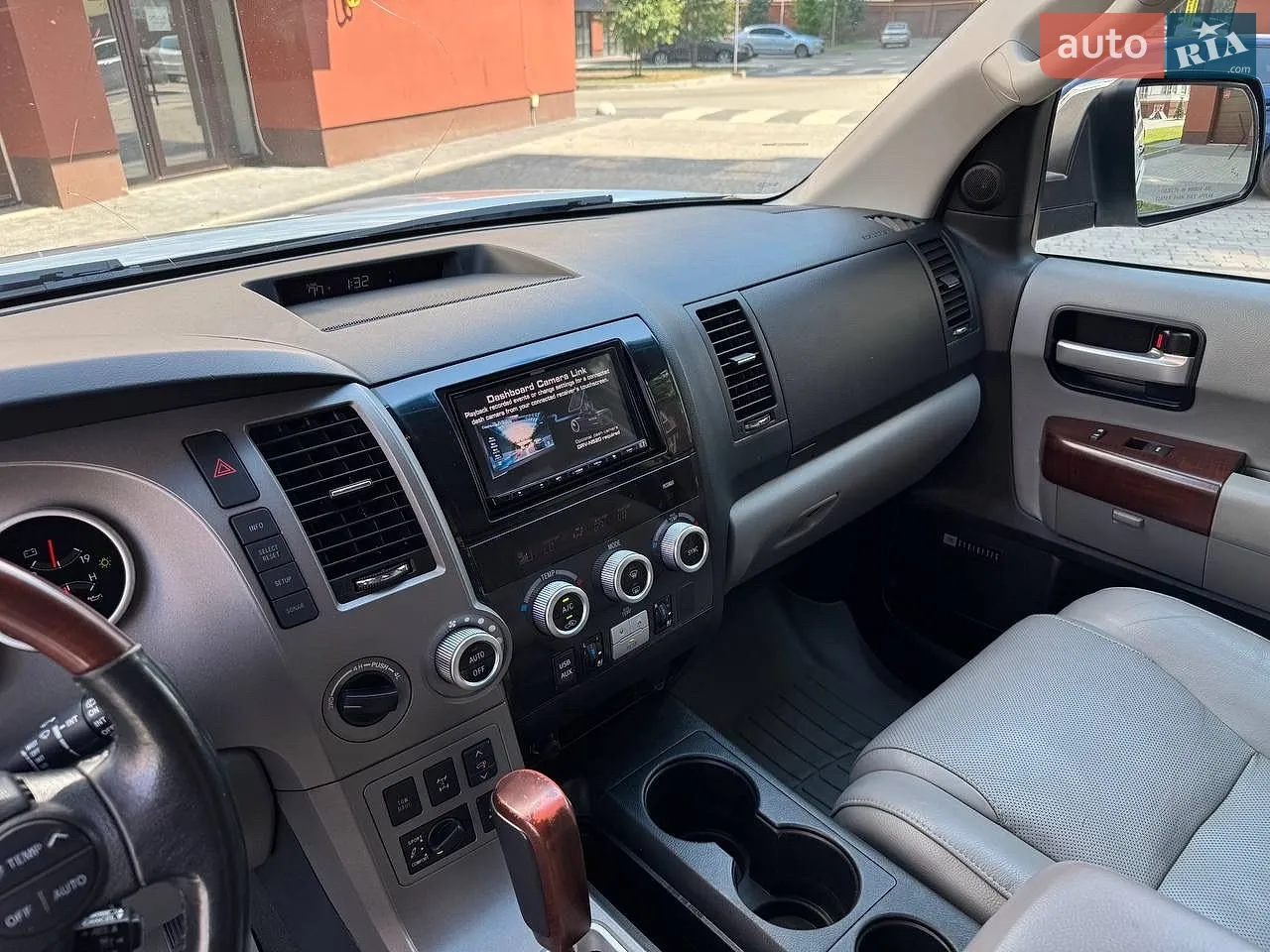 2013 Toyota Sequoia - мініатюра 36