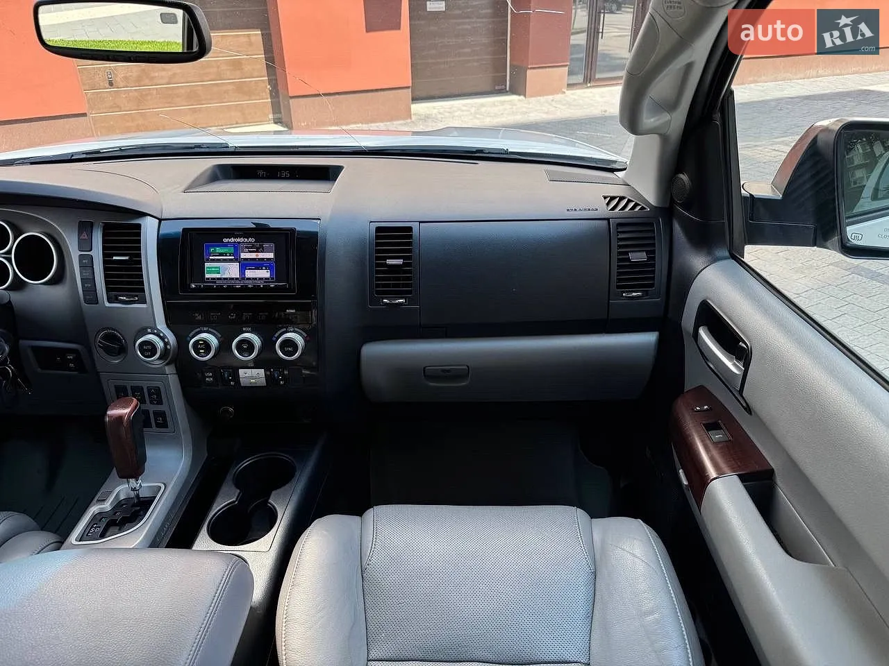 2013 Toyota Sequoia - мініатюра 58