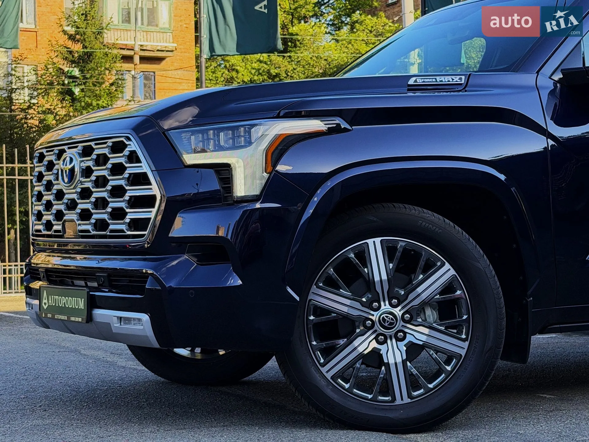 2023 Toyota Sequoia - мініатюра 7