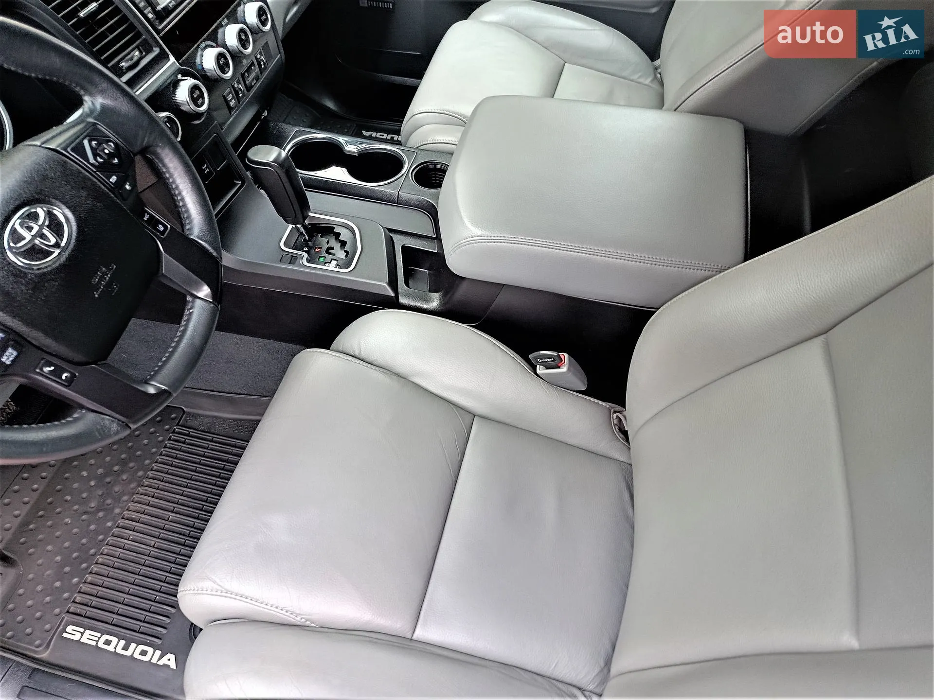 2018 Toyota Sequoia - мініатюра 6