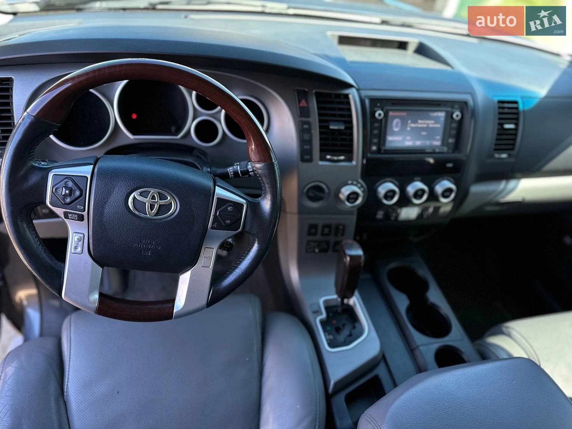 2015 Toyota Sequoia - мініатюра 9