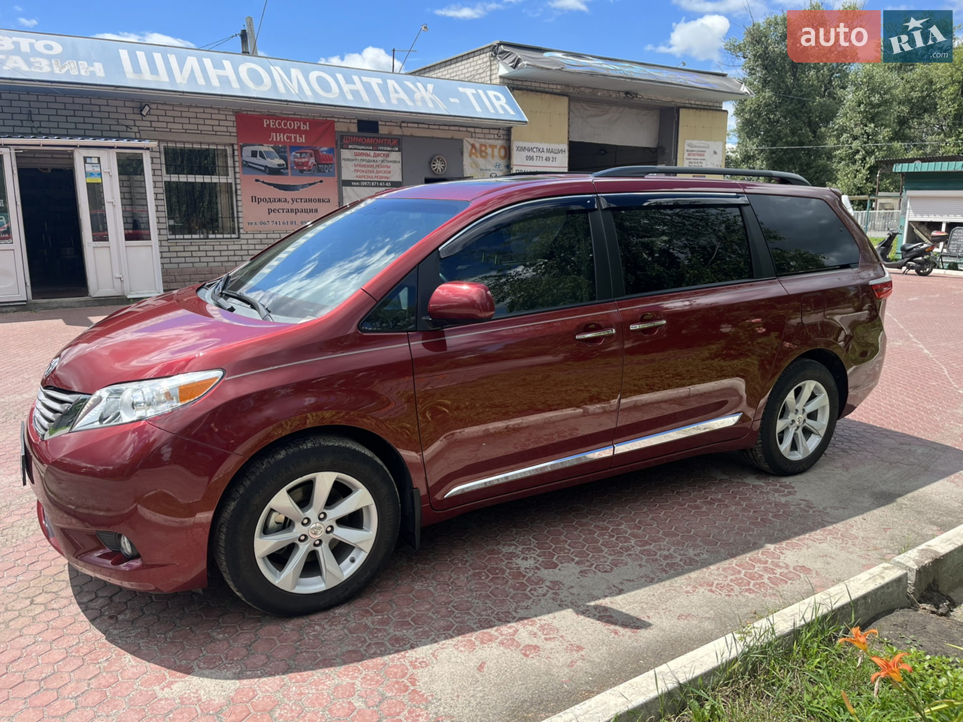 2016 Toyota Sienna - мініатюра 3