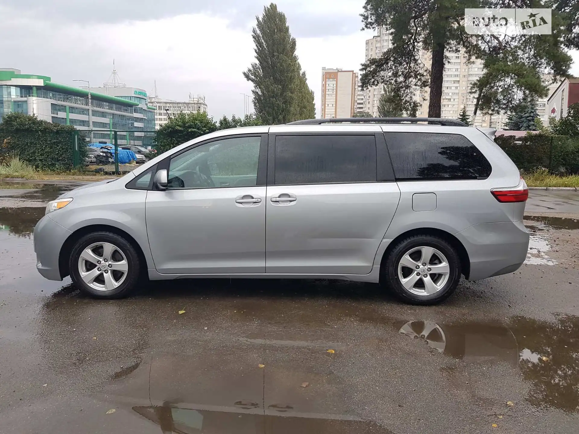 2015 Toyota Sienna - мініатюра 8