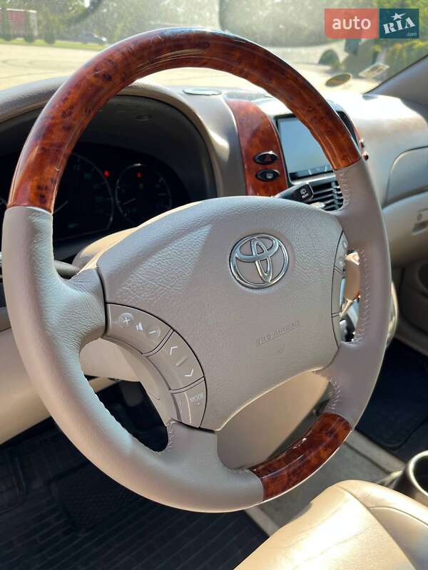 Минивэн Toyota Sienna 2007 в Одессе