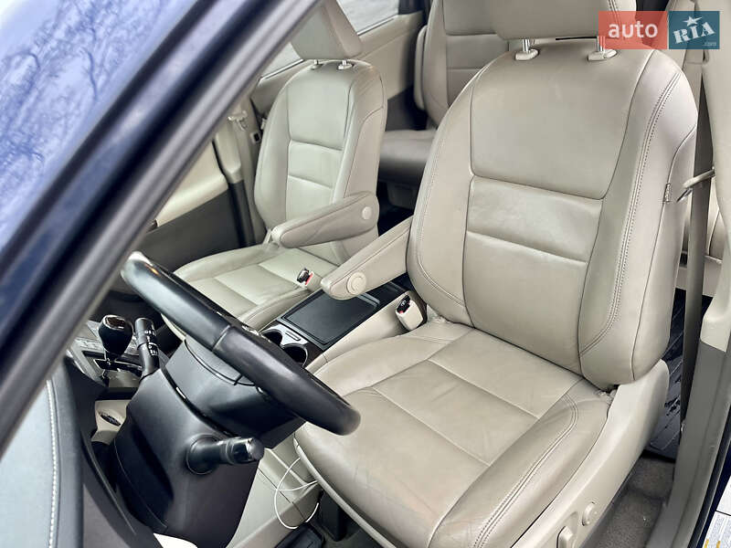 Мінівен Toyota Sienna 2019 в Умані