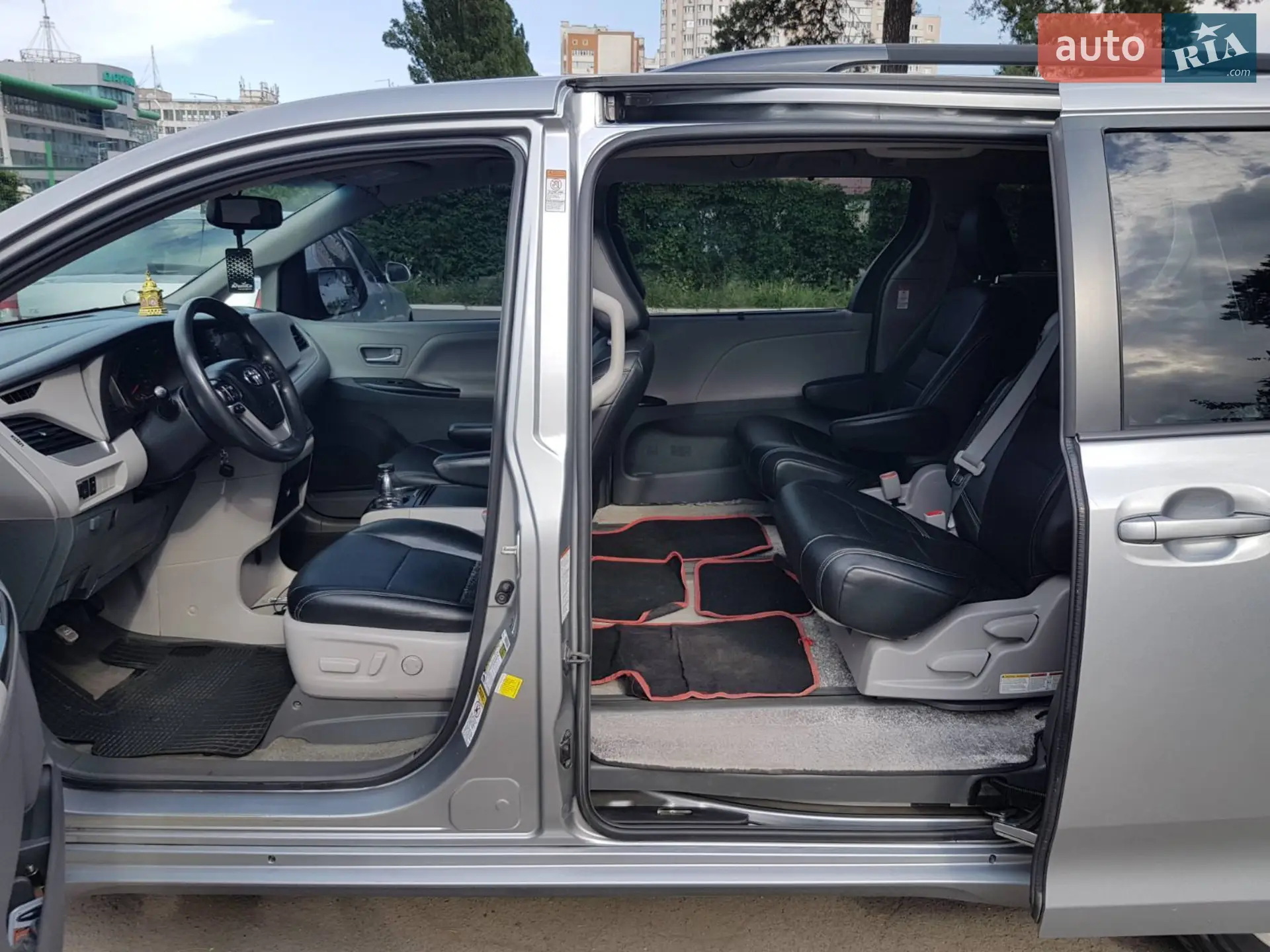 2015 Toyota Sienna - мініатюра 25