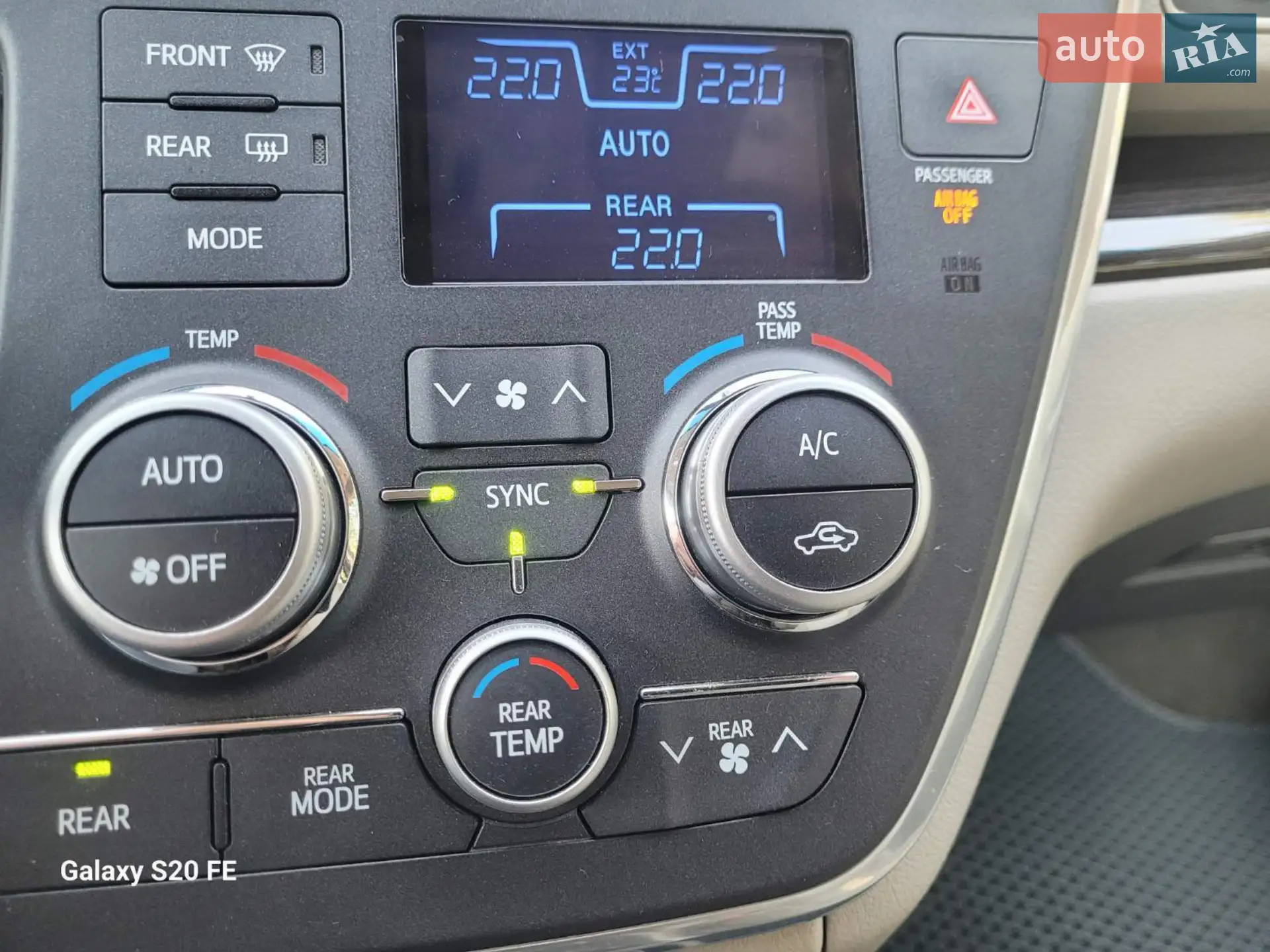 2016 Toyota Sienna - мініатюра 5