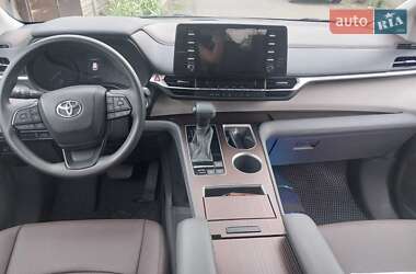 Минивэн Toyota Sienna 2021 в Овидиополе