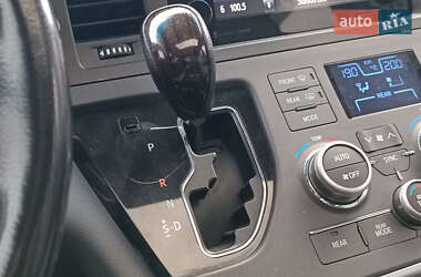 Мінівен Toyota Sienna 2016 в 