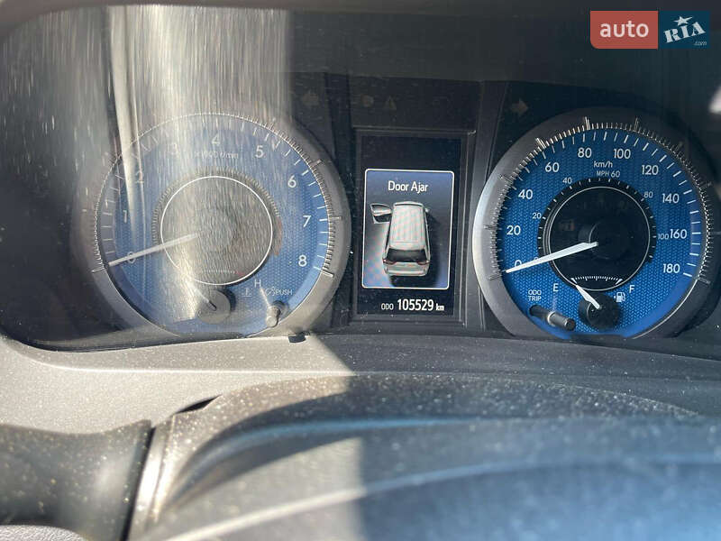 Мінівен Toyota Sienna 2017 в Харкові