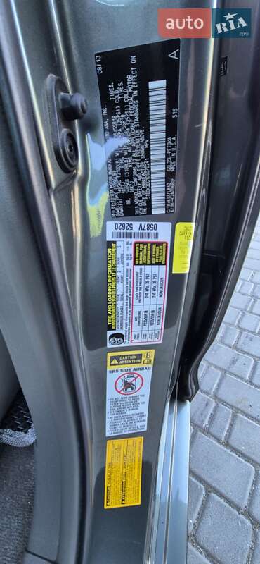 Мінівен Toyota Sienna 2013 в Києві